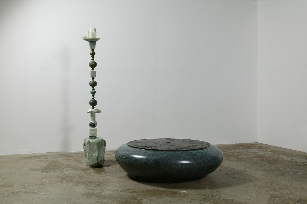 박효정Park Hyojeong, Build my castle, 32x40x162cm, Jade+enchanted garden, 90cm dia, Bronze, 2018