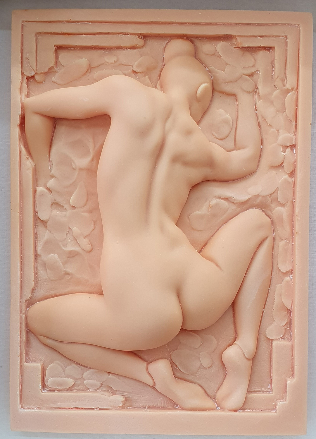 Yoon Dujin, Guardian Angel, 18x25cm, Onix Powder, 1of 5, 2023-1