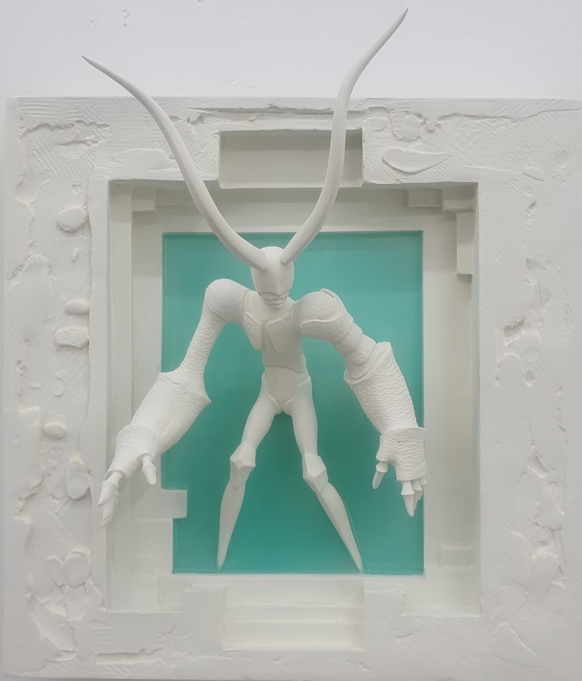 Yoon Dujin, Guardian Angel, 35x35cm, Resin, Crystal Resin, 2023