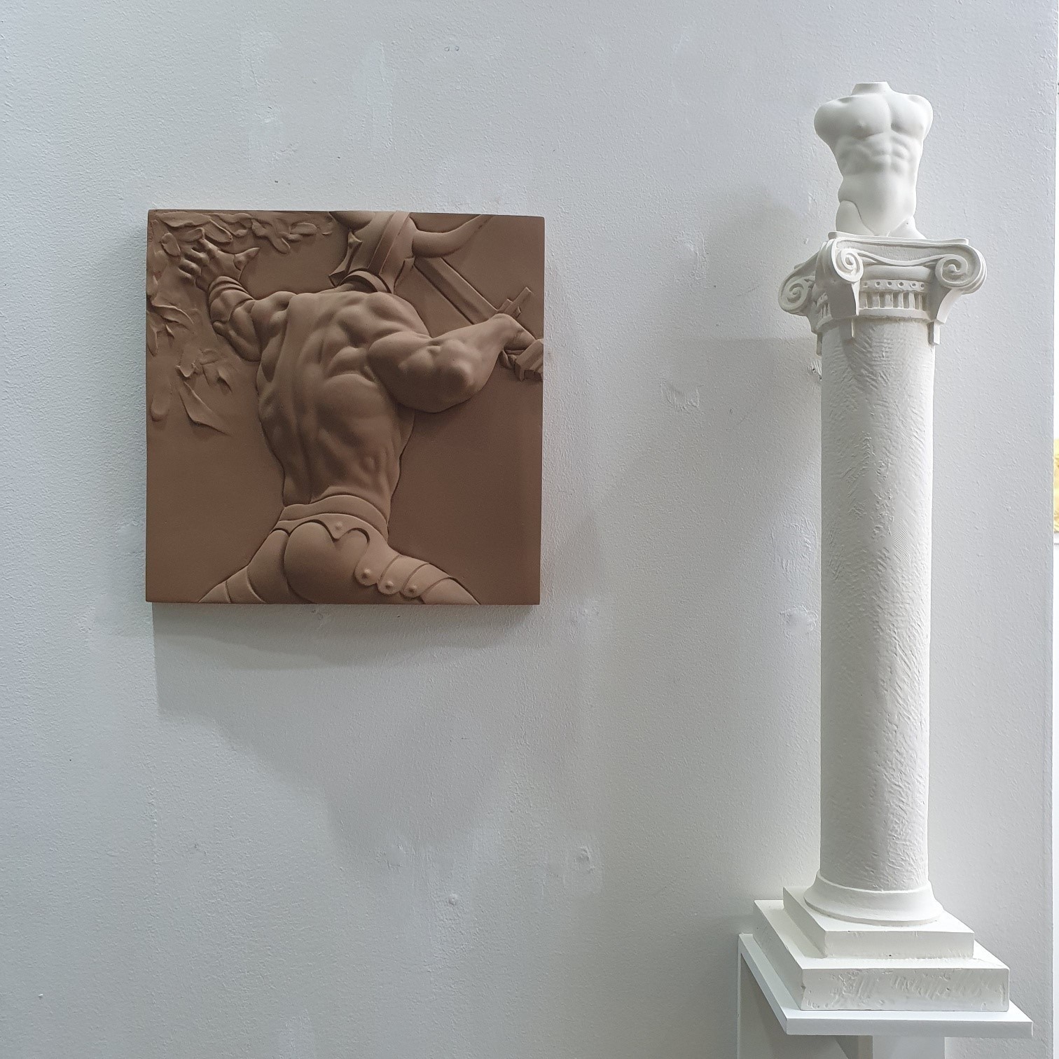 Yoon Dujin, Guardian Angel, 29x28cm, Resin, 2023-1